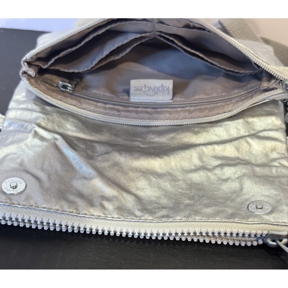 Kipling Lynne Convertible Metallic Silver Crossbody Clutch Wristlet Waist Bag - Picture 8 of 16